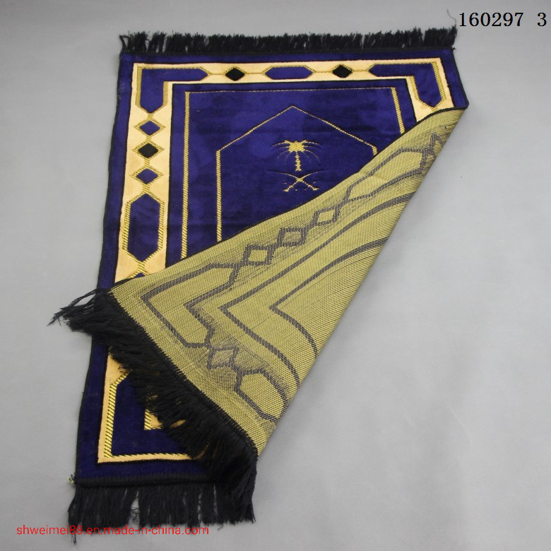2021 New Design Wholesale High Qualiyt Muslim Carpet Prayer Mat Wool Printed Carved Prayer Rugs Isliamic Indoor Blanket Print Mat Carpet Supplier