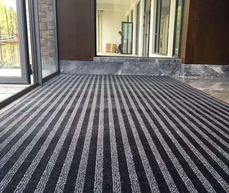 Large Size Outdoor Scraper Front Door Entrance Outside Doormat Dirt Debris Mud Trapper Low Profile Washable Carpet
